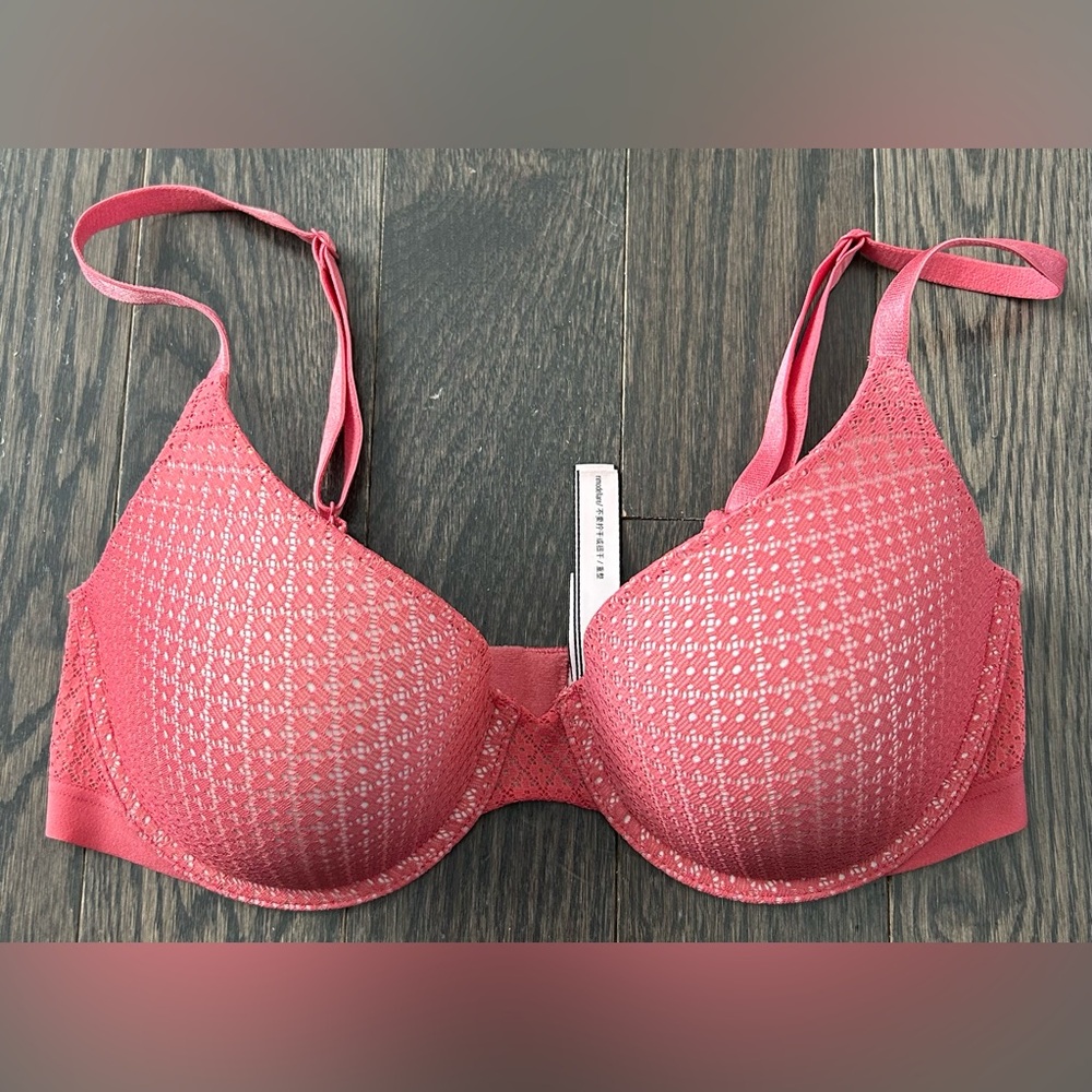Victoria's Secret Coral Lace Bra